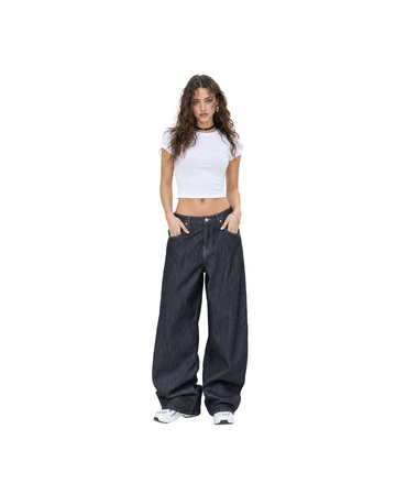 NOLL Arc Herringbone Raw Denim Balloon Jeans [Styled on Her]